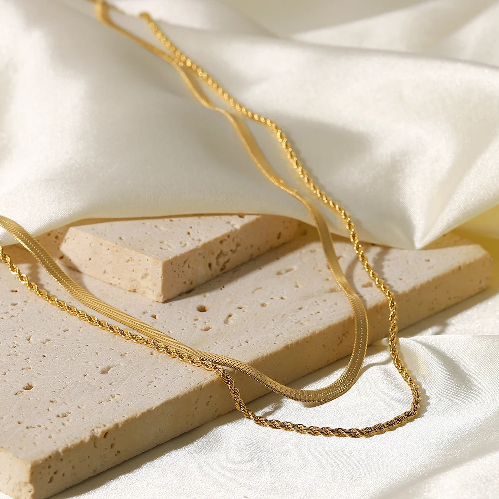 Simple Snake Layer Necklace