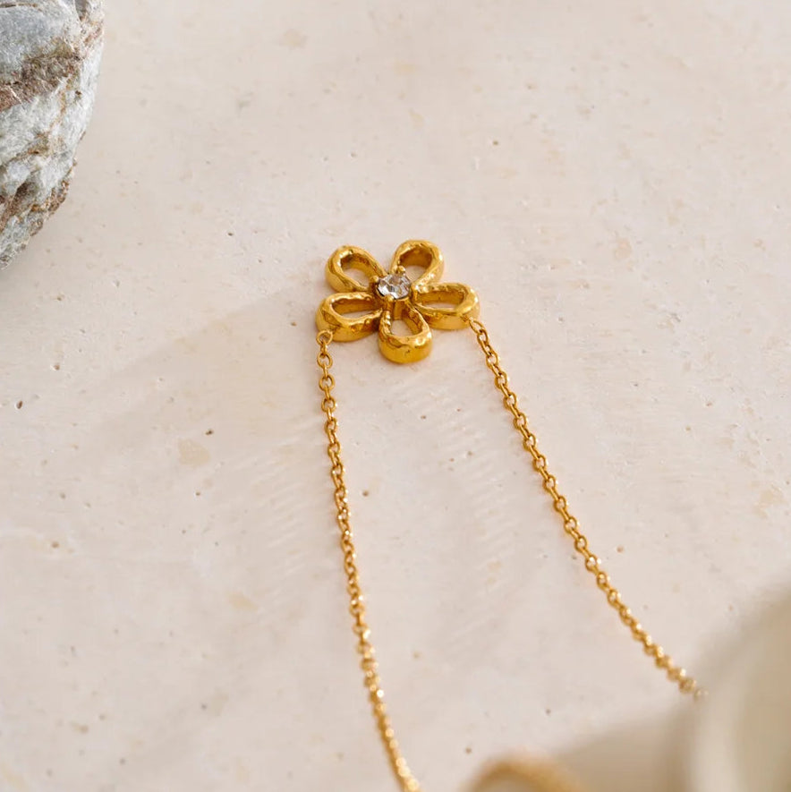 Flower Zircon Pendant Necklace