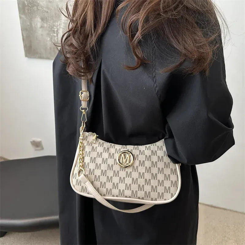 Liekoo Shoulder Bag – Urban Style Meets Everyday Practicality