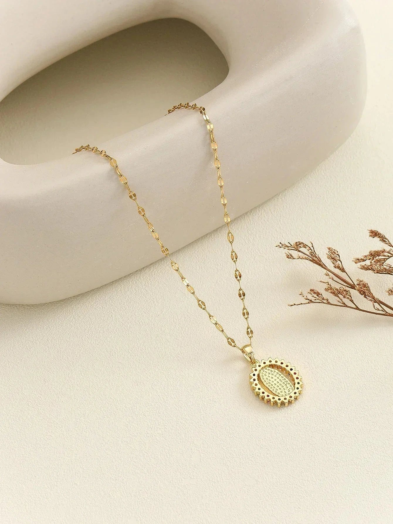 Liekoo Round Cubic Zirconia Pendant Necklace