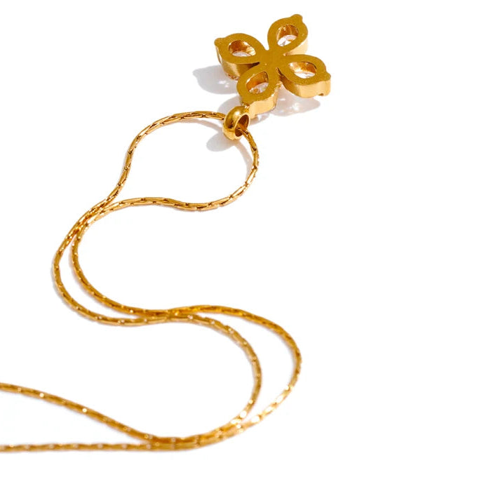 Collar de flores de circonita cúbica