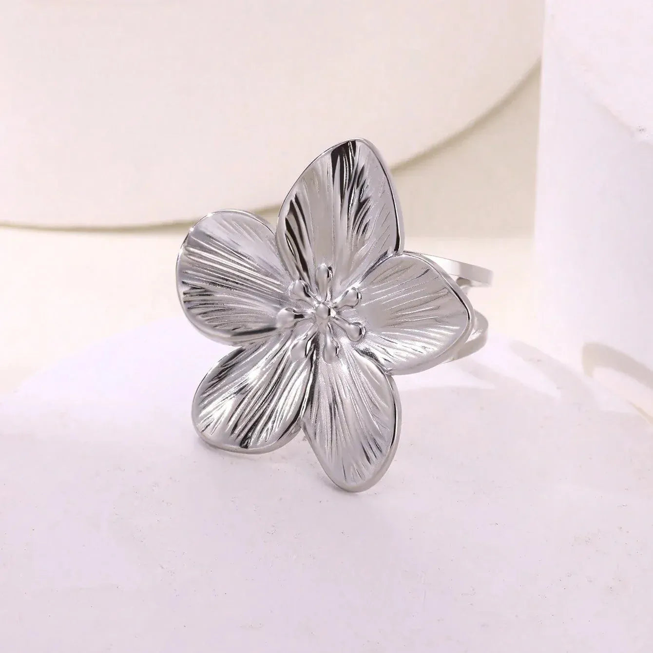 Vintage Large Flower Open Rings For Women Men Gold Color Stainless Steel Bud Ring Wedding Fashion Jewelry Accessories Gift