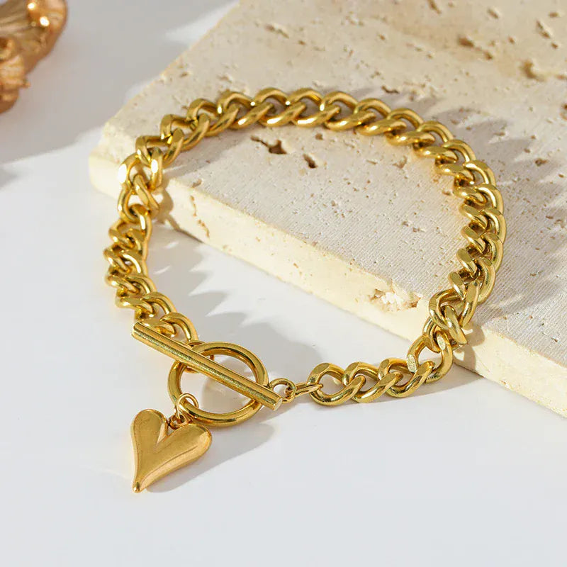 Heart Love Charm Bracelet Gold Plated Elegant Stylish