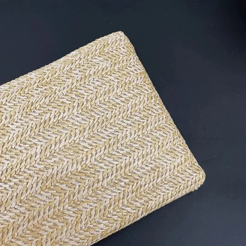 Liekoo Straw Clutch Bag – Natural Elegance for Summer