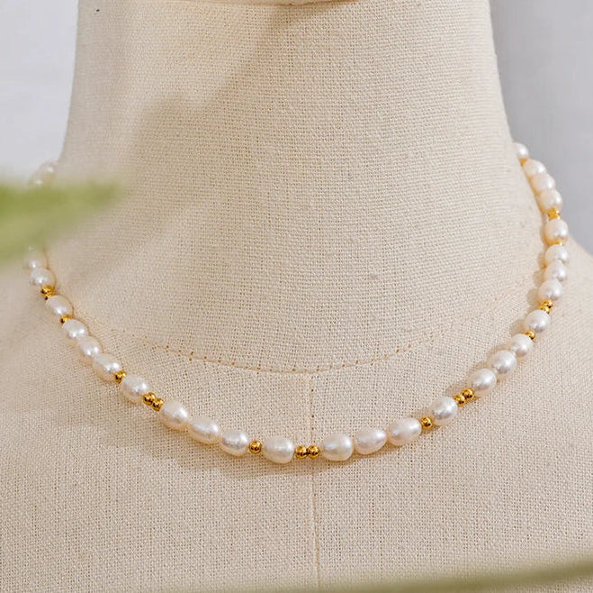 Collar de perlas de iridiscencia