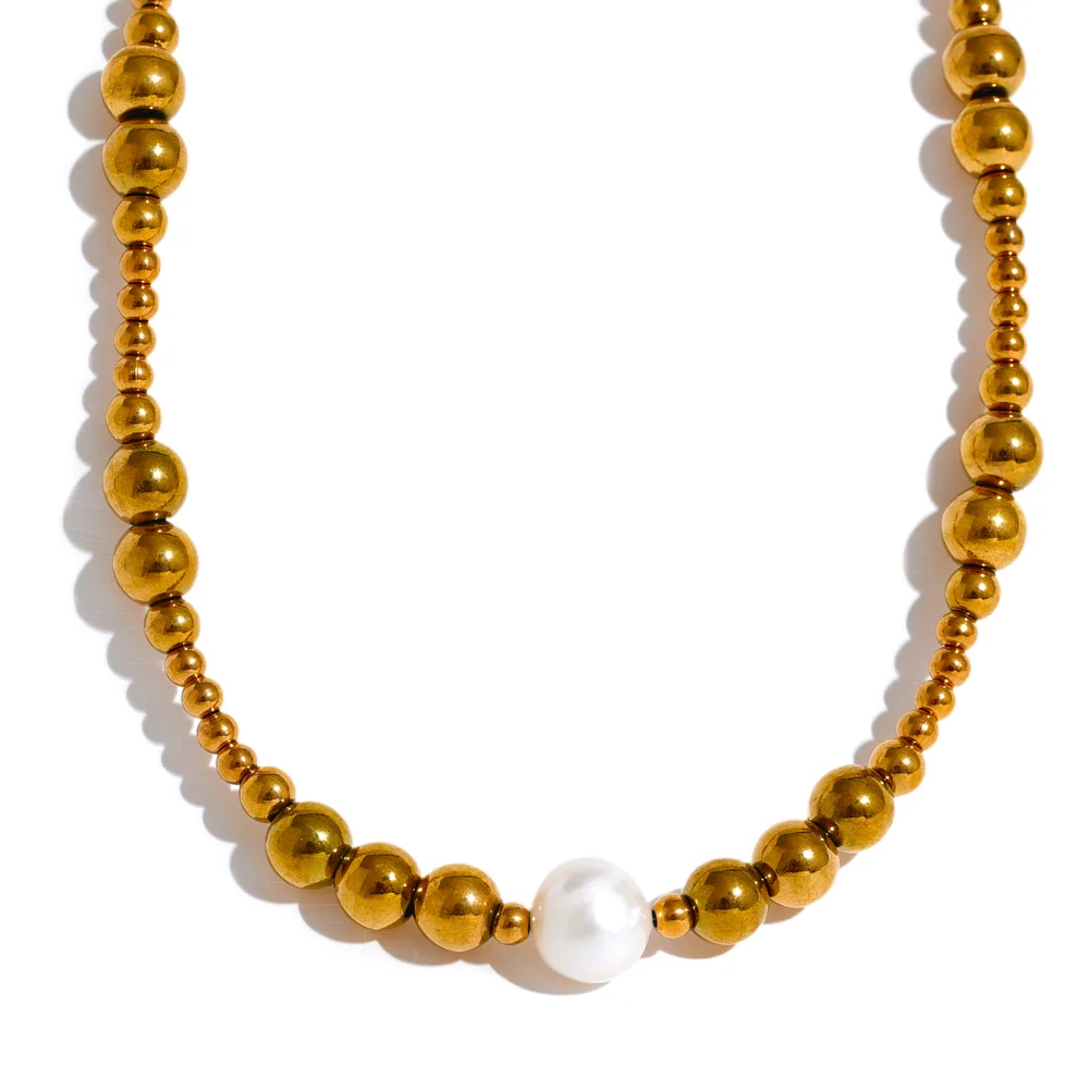 Nature Pearl Necklace