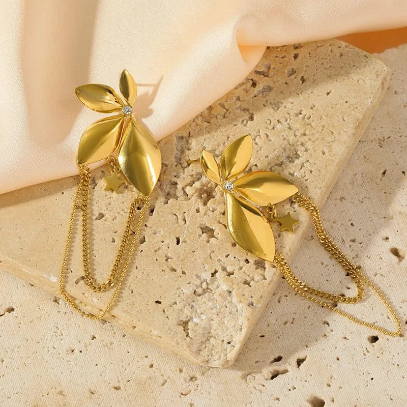 Liekoo Plant Drop Earrings – Nature Inspired Elegance