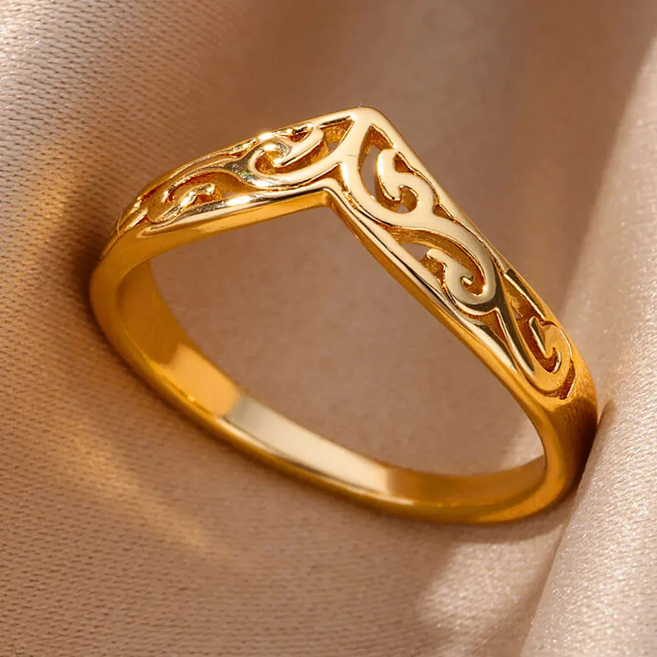 Stainless Steel Rings For Women Men Gold Color Plant Totem Ring Female Male Wedding Party Finger Jewelry Gift 2024 Trend