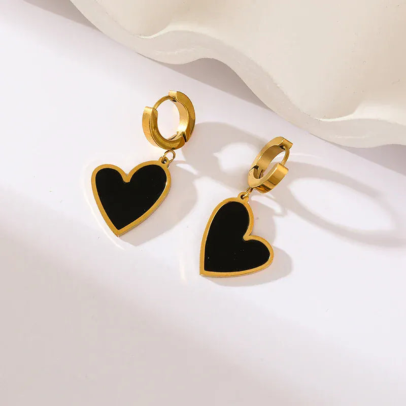 Pendientes de aro con corazón negro