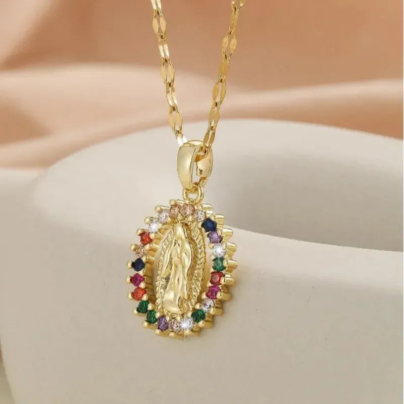 Collar de la Virgen María