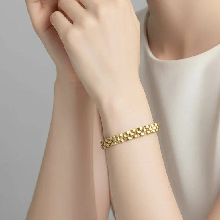 Elegant 18K Gold Plated Bracelet Stylish Modern