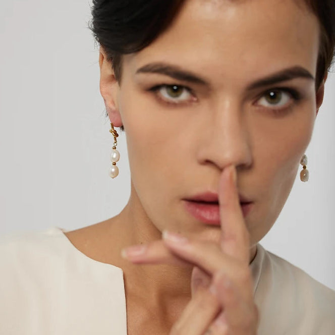 Pendientes de perla colgante