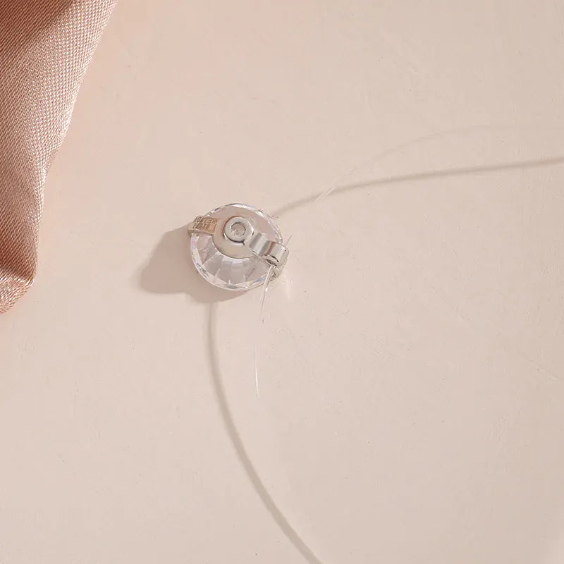 Liekoo Round Pendant Necklace – Elegant Simplicity