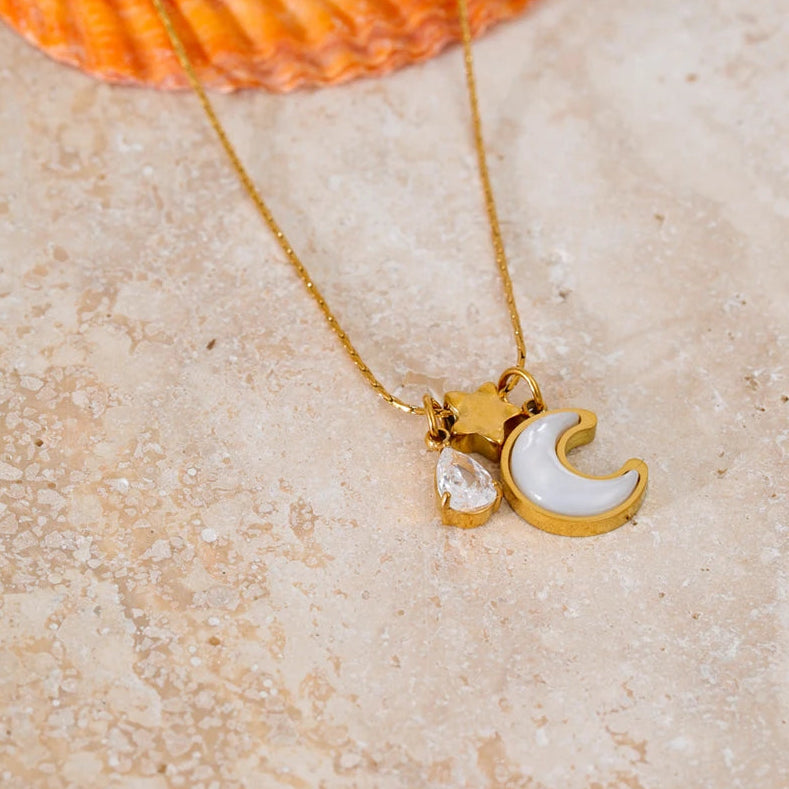 Collar de Perlas y Luna