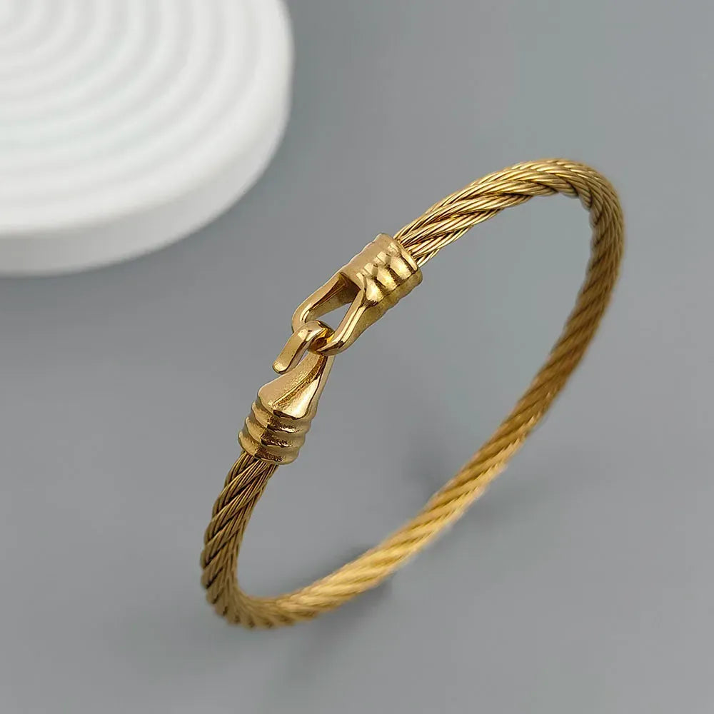 New steel wire button pattern horseshoe gold-plated stainless steel bracelet 18K, high quality waterproof couple bracelet, wife
