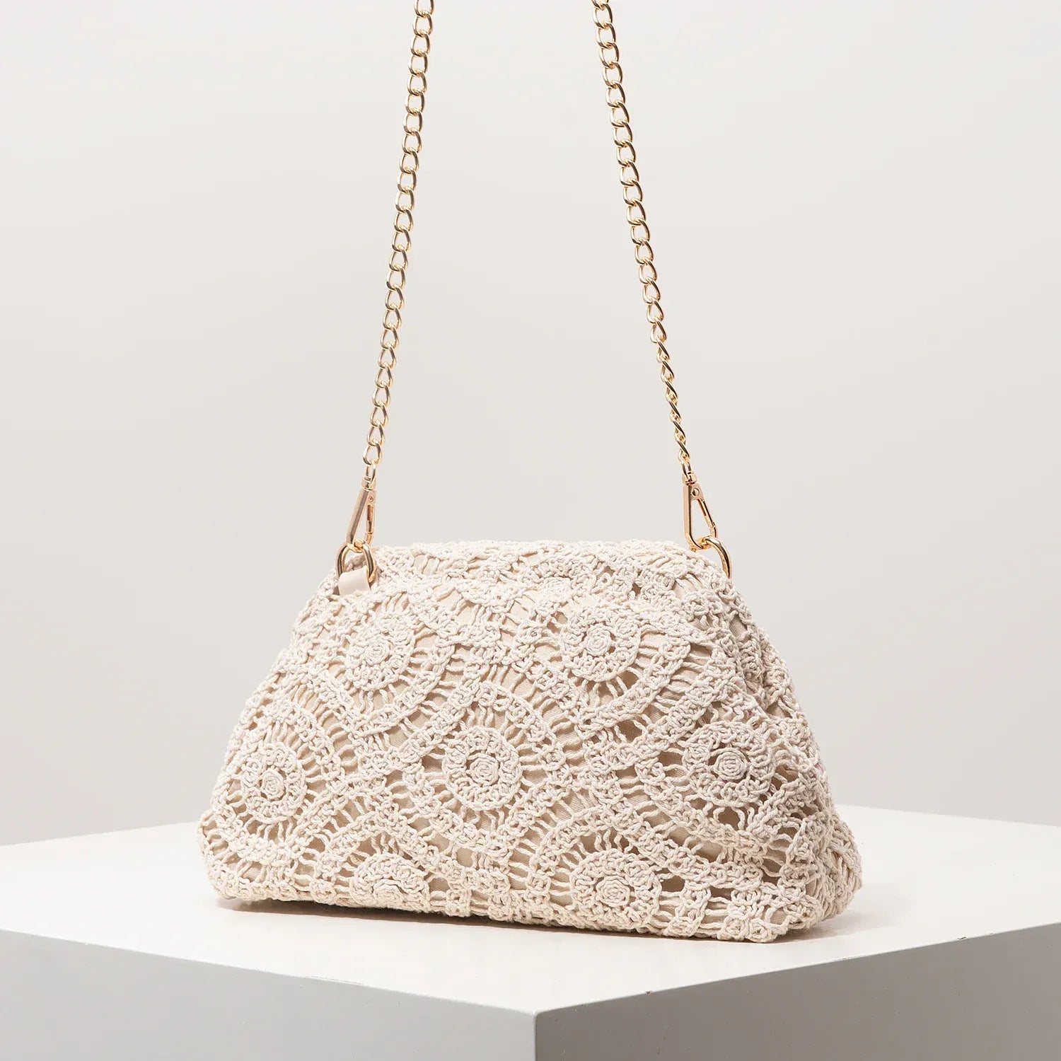 Liekoo Knitted Kiss Lock Women's Bag – Knitting Pattern & Hollow-Out Design