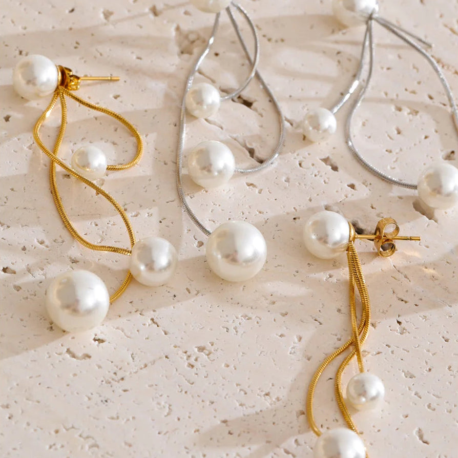 Pendientes de perlas brillantes