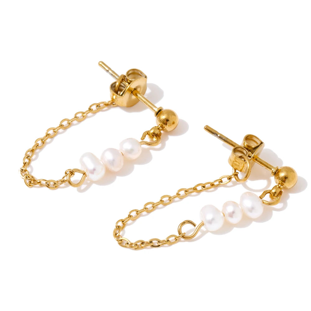 Aurelle Pearl Earring