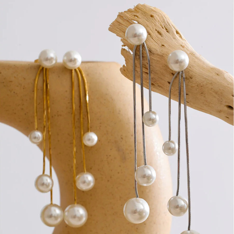 Pendientes de perlas brillantes