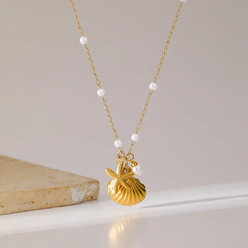 Liekoo Shell Pendant Necklace – Elegant, Stylish & Timeless