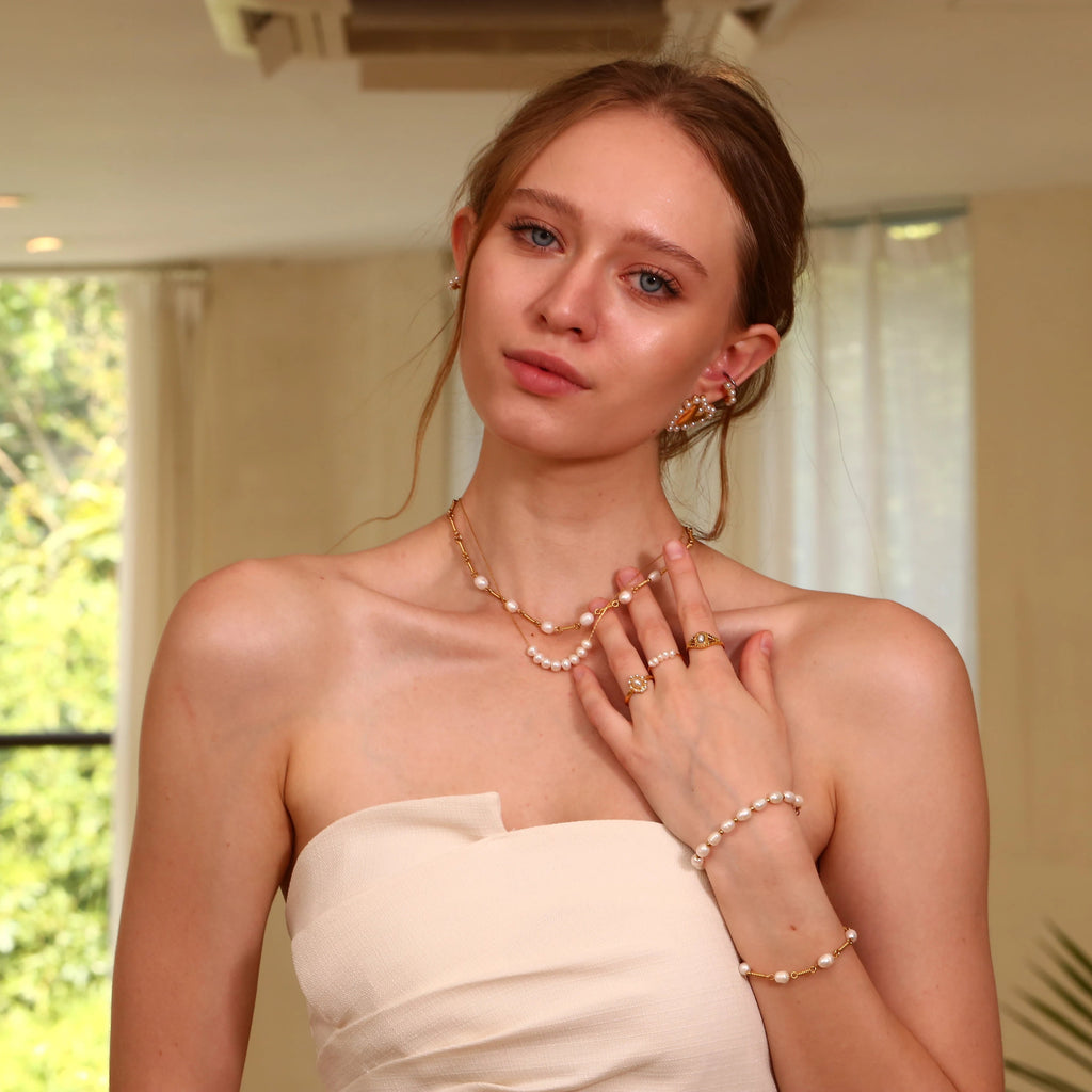 Anel pequeno de pérola de água doce