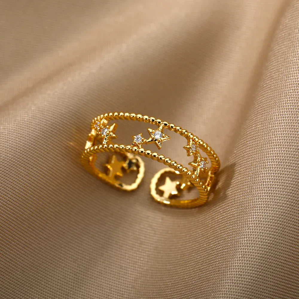 Shiny Zircon Star Rings For Women Men Gold Color Stainless Steel Hollow Pentagram Ring Wedding Luxury Jewelry Gift 2024