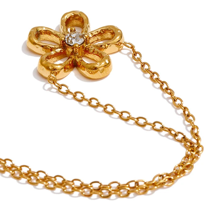 Collar con colgante de flor de circón