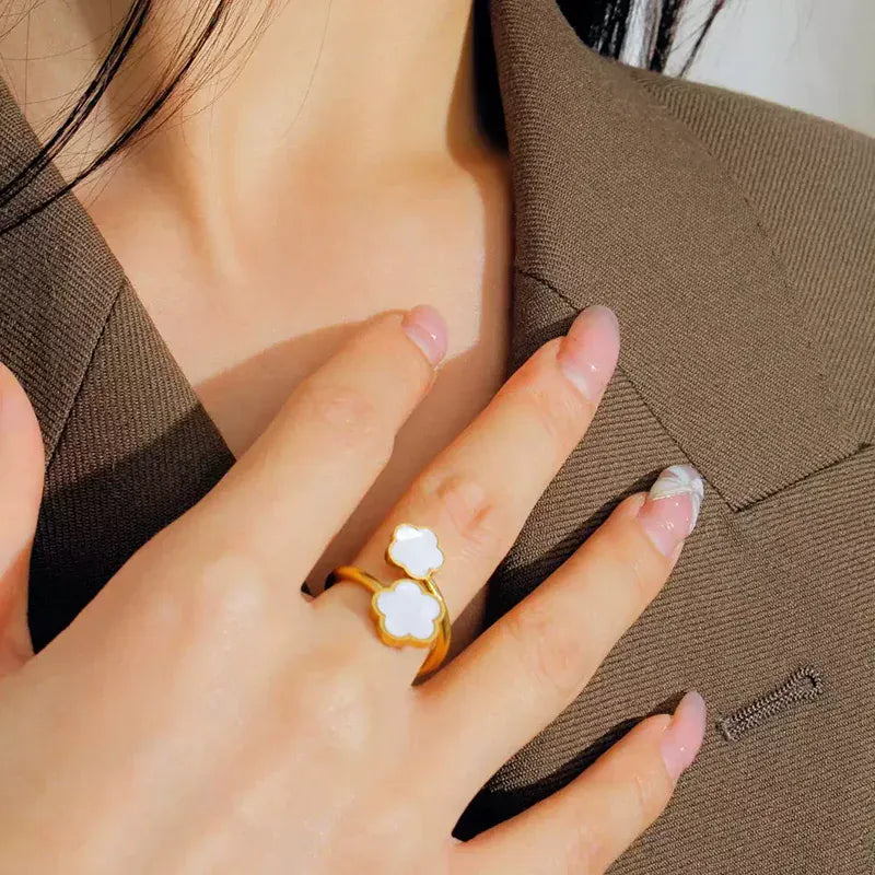 Five-Leaf Clover Ring