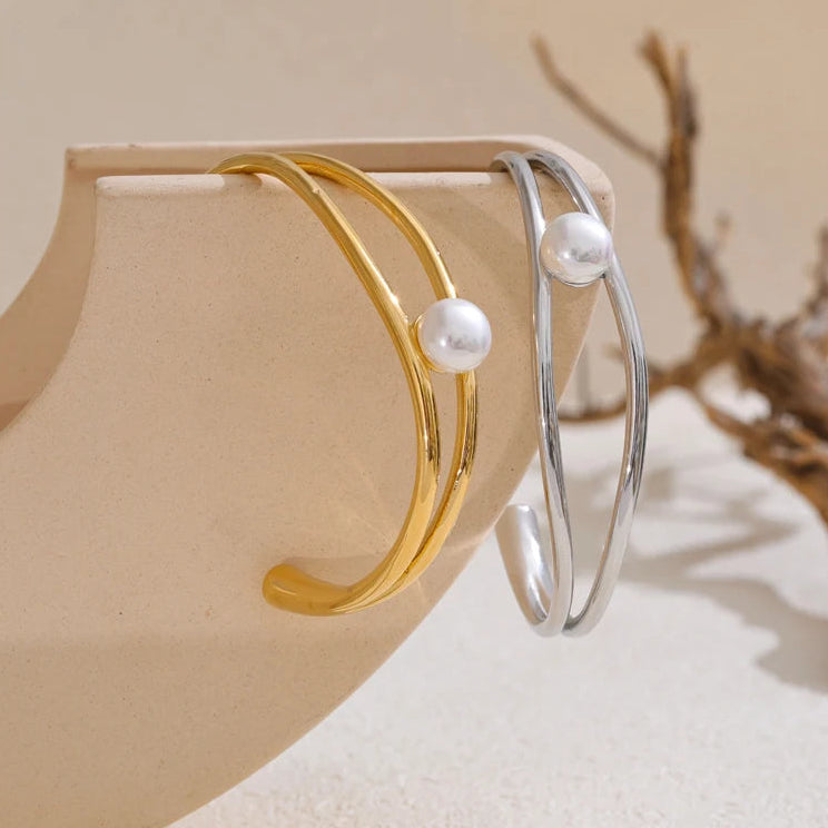 Aurora Pearl Bracelet