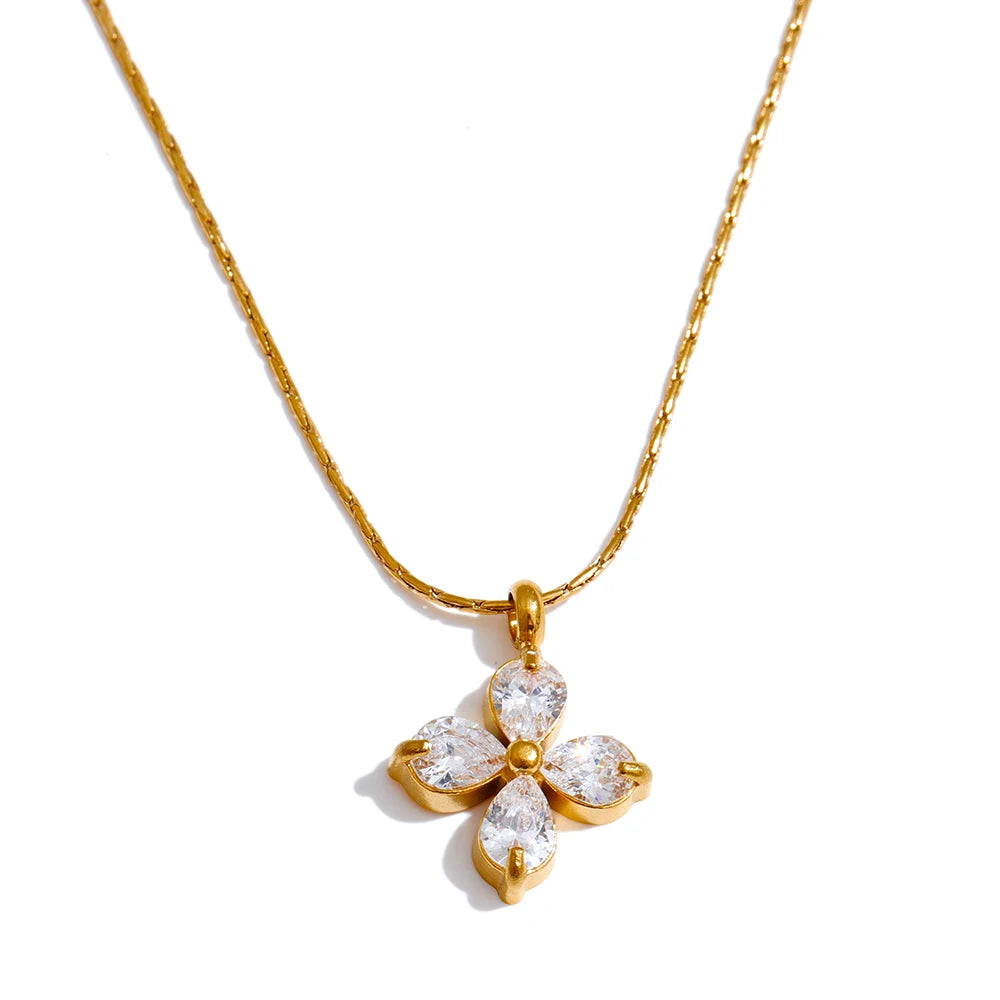 Cubic Zircon Flower Necklace
