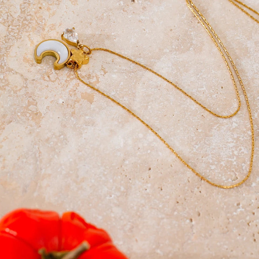 Collar de Perlas y Luna