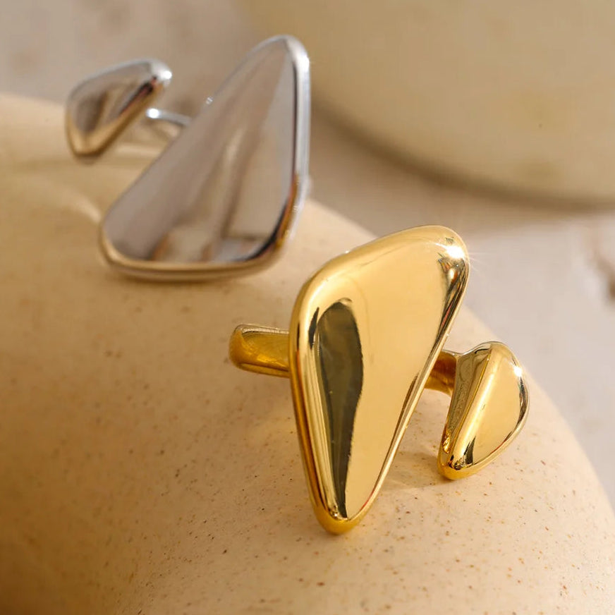 Triangle Organic Ring