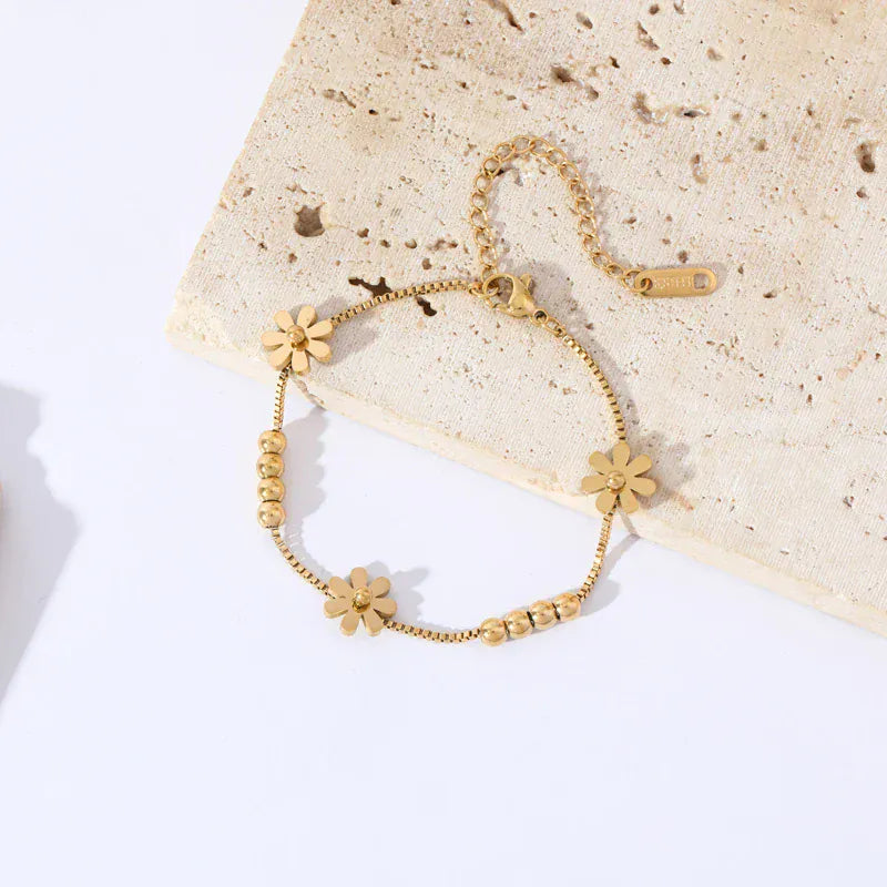 Gold Flower Wrist Bracelet Gold Plated Elegant