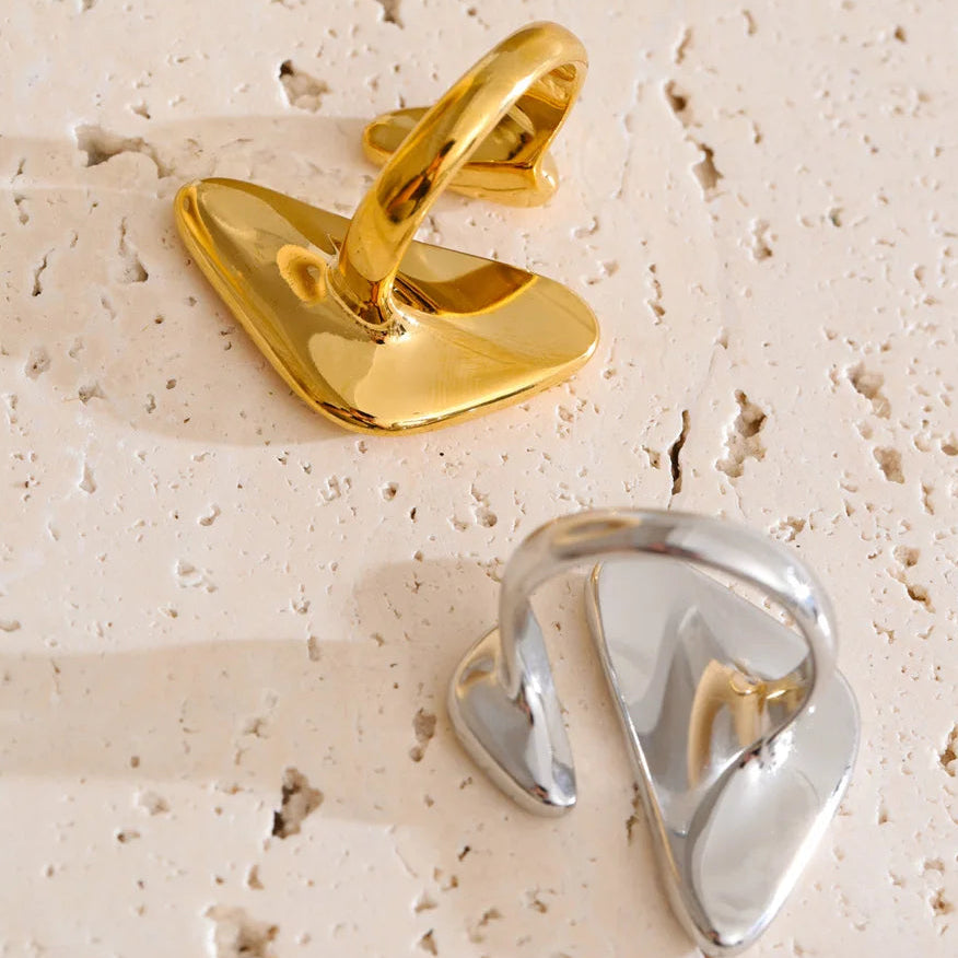 Triangle Organic Ring