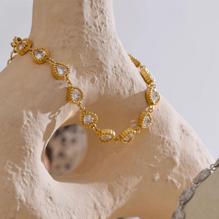 Pulseira de Zircónias em Formato de Coração
