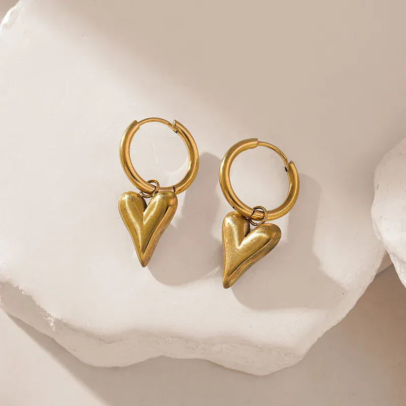 Liekoo Heart Necklace & Earrings Set – Stylish & Timeless