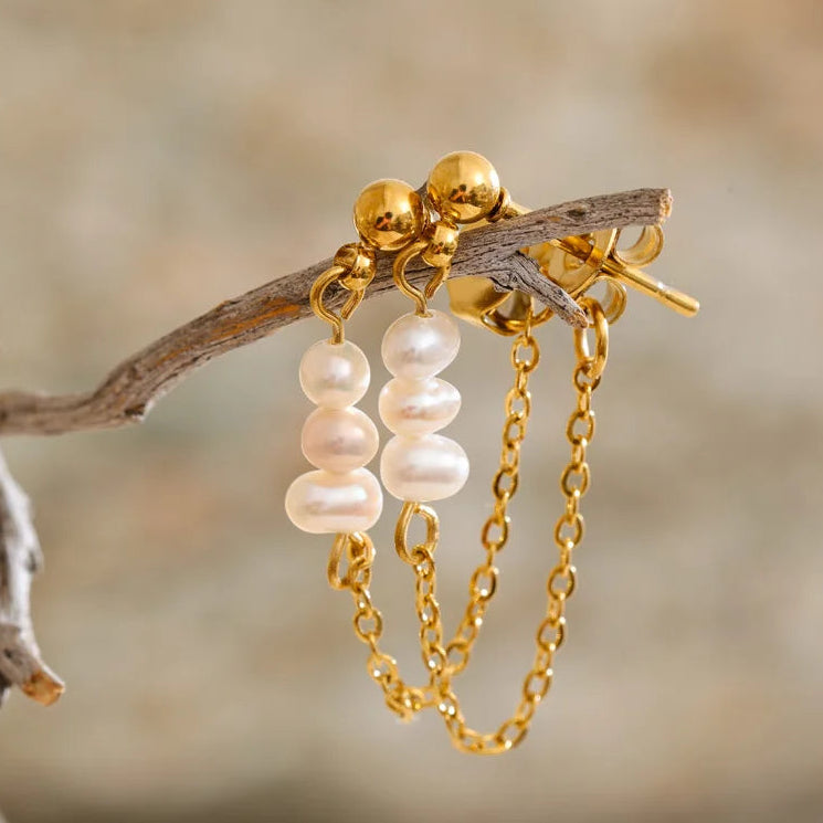 Aurelle Pearl Earring