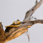 Anel de Zircónias em Forma de Cobra