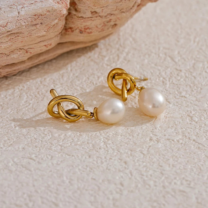 Pendiente de perla simple