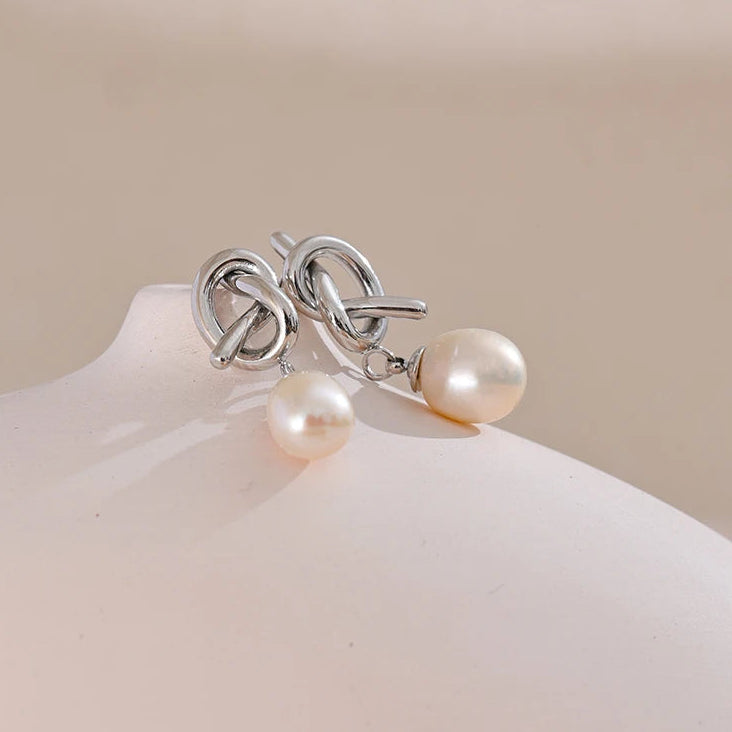 Pendiente de perla simple