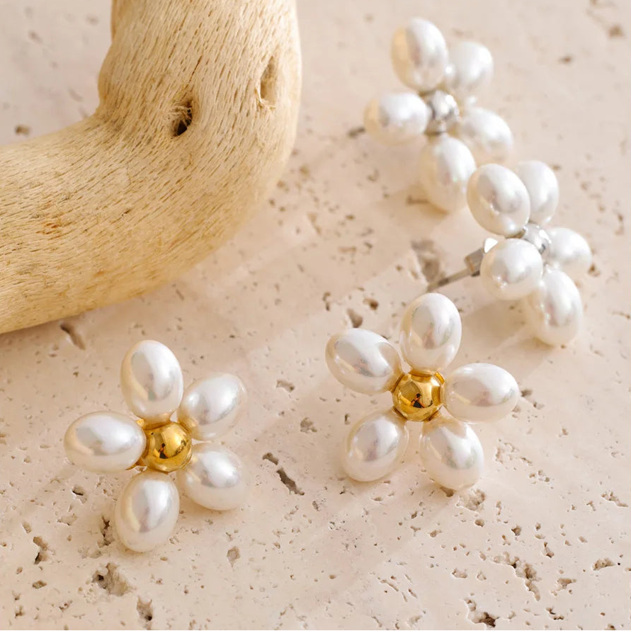 Pearls Flower Earrings