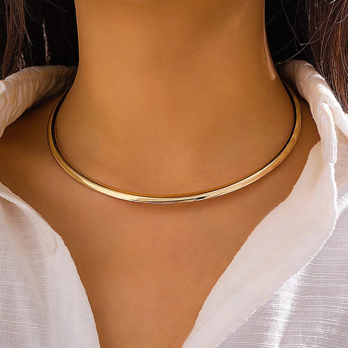 Liekoo Geometric Torques Necklace – Bold & Modern